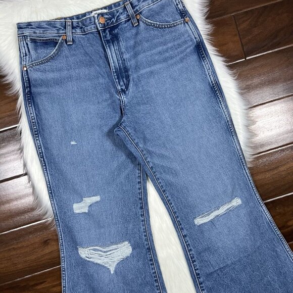 Wrangler Blue Flare & Wide Leg Jeans - Picture 2 of 10